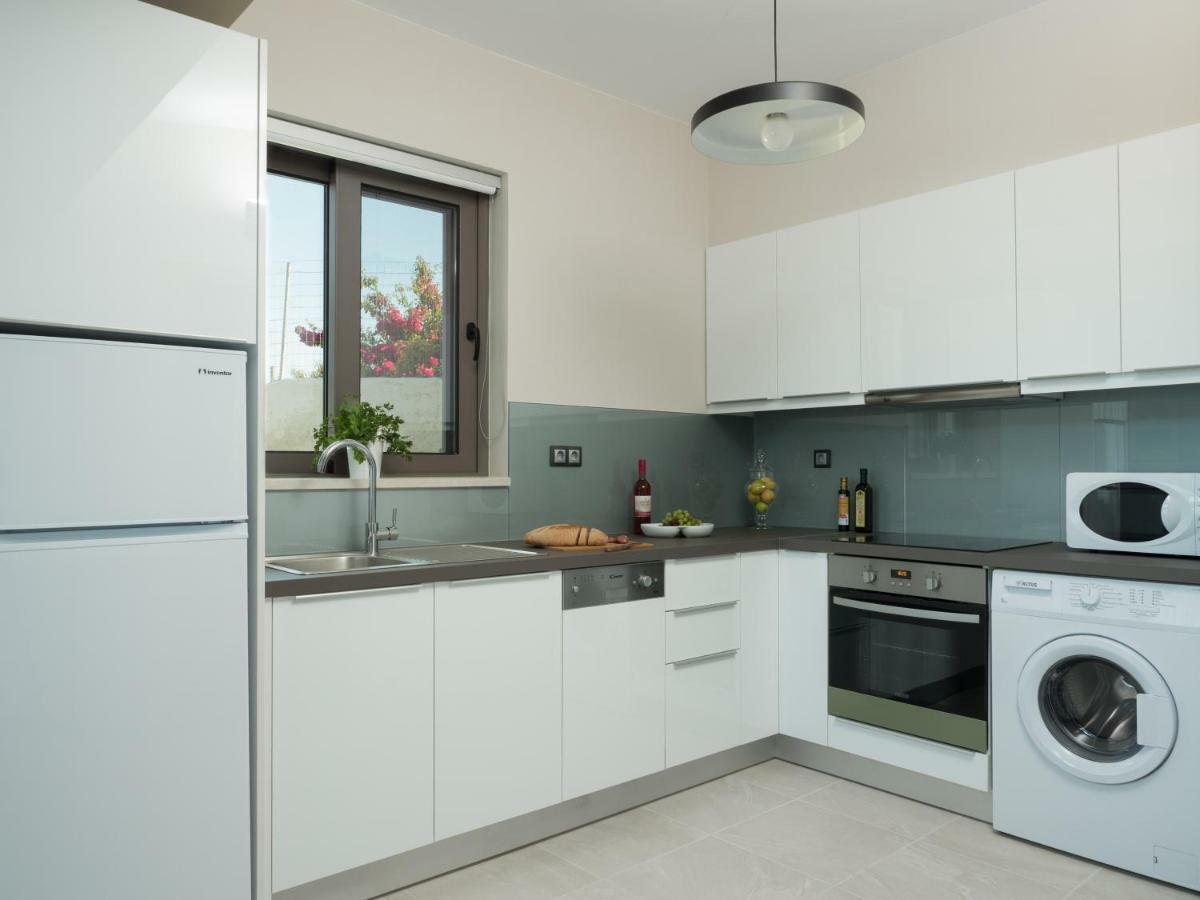 Dempla Heights Villas Тавронитис Экстерьер фото
